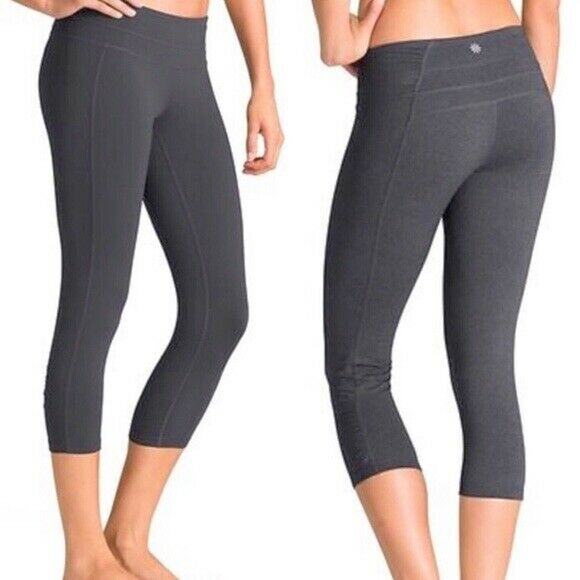 ATHLETA | sz XSP Women's Light Blue Gray Ruched Low Rise Balance Capri Legging - Picture 2 of 5
